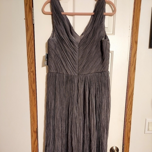 Suzi Chin for Maggie boutique maxi style dress size 14 (large) - Picture 6 of 6